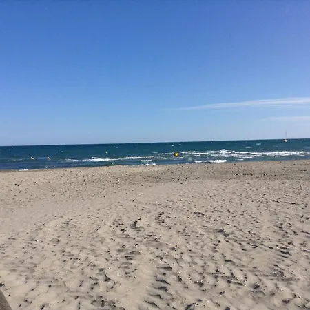 Apartament T2 A 80m Soleil Climatise Le Parfum Du Sud